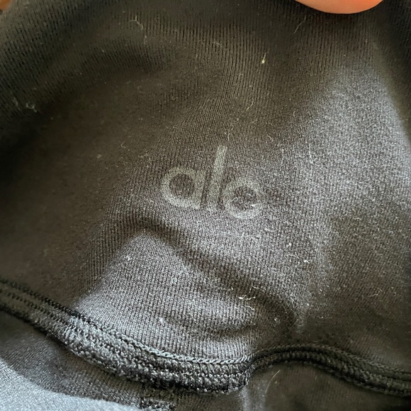 Alo Yoga High Waist Biker Shorts Black (XXSmall) - Picture 4 of 4